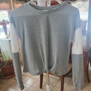 No Boundaries Gray and White Waffle Knit Hoodie